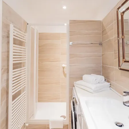 Da Pia In Historycal Centre By Rent شقة