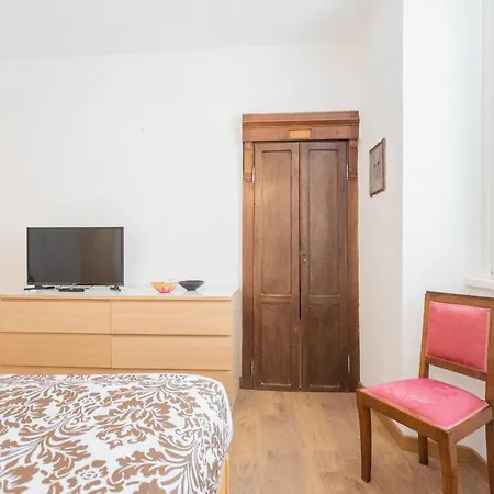 Da Pia In Historycal Centre By Rent *