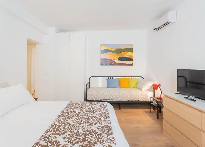 Appartement Da Pia In Historycal Centre By Rent Como