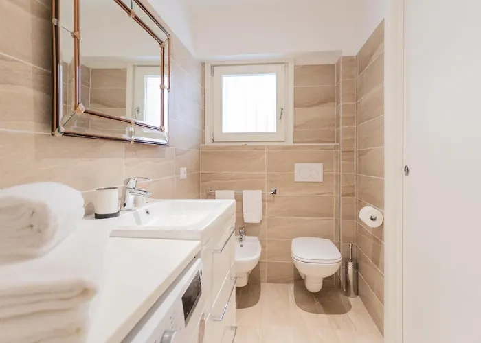 Da Pia In Historycal Centre By Rent Appartement Como
